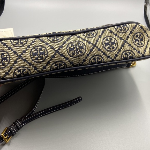 Tory Burch T Monogram Shoulder Bag - Picture 4 of 7